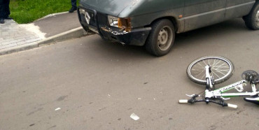 У Здолбунові під колеса автівки потрапив малолітній велосипедист 